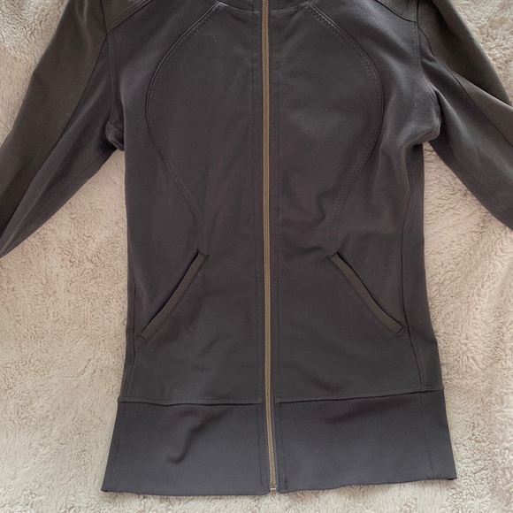 Lulu lemon Work out gear - Picture 1 of 5